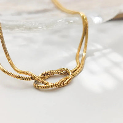 Collar Nudo de Promesa